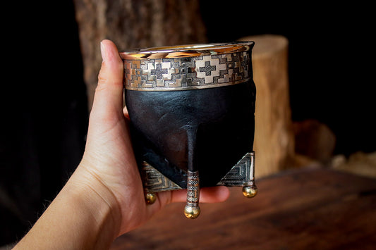 Mate de Cuero, Bronce y Alpaca con Bombillón