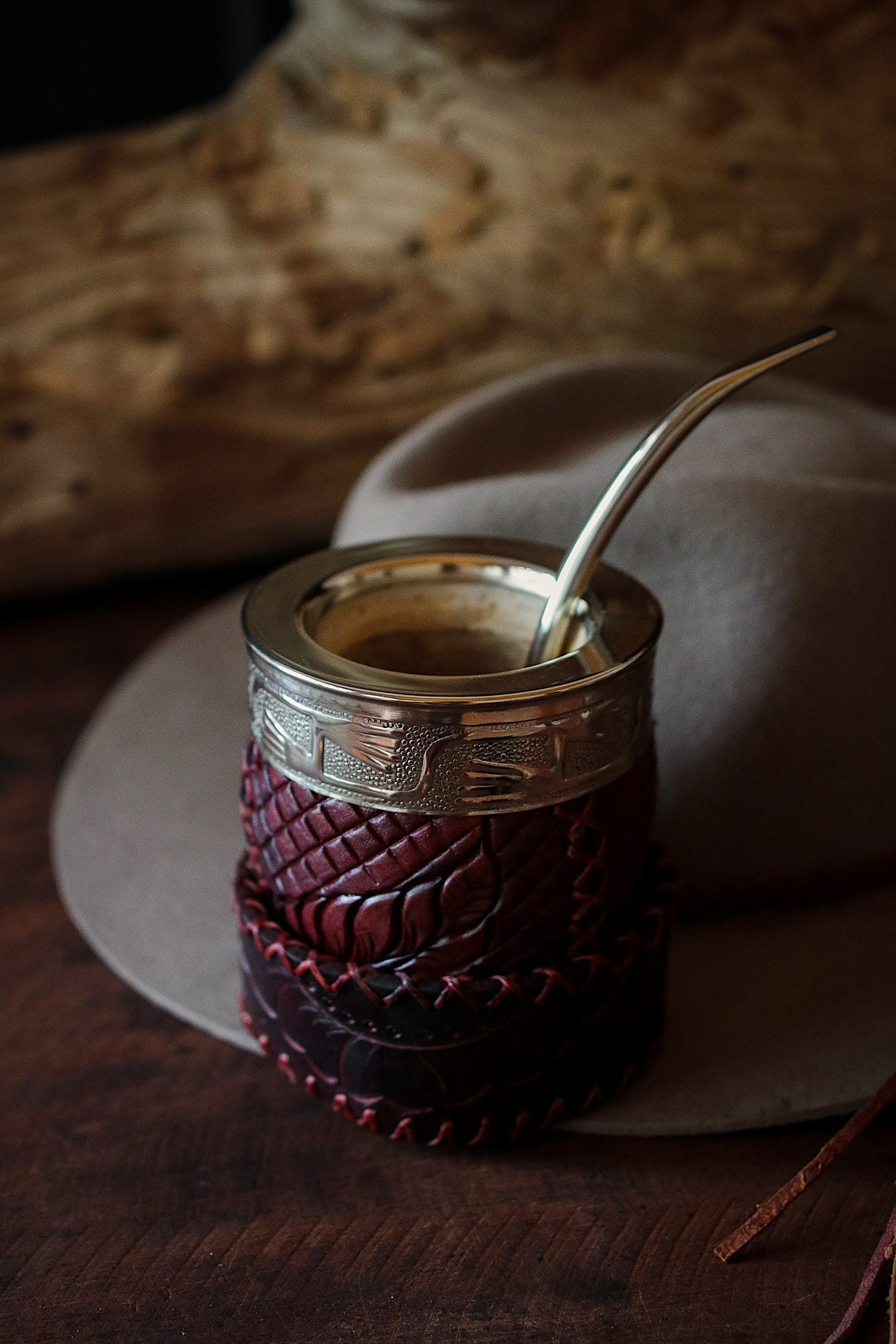 Mate criollo forrado en Cuero Natural y Bombilla