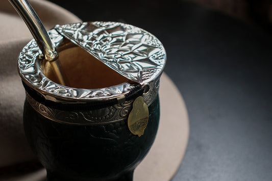 Imperial Cuero y Alpaca con Escudo de Bronce y Matepa