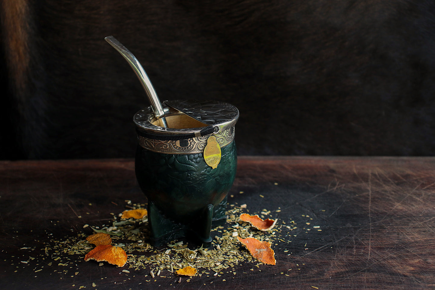 Imperial Cuero y Alpaca con Escudo de Bronce y Matepa