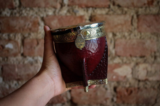 Imperial Cuero y Bronce con Escudo, Matepa y Bombilla