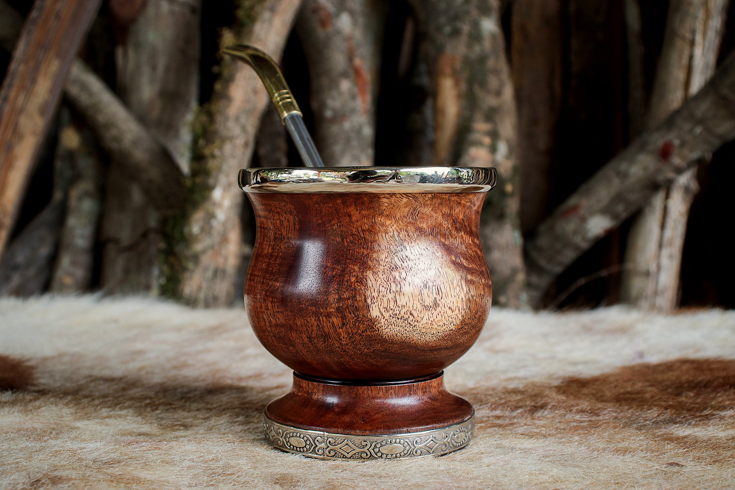 Mate de Algarrobo y Alpaca con Bombilla