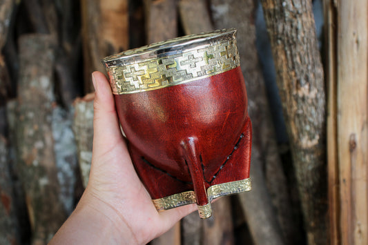 Imperial Cuero cincelado en Bronce con Bombilla