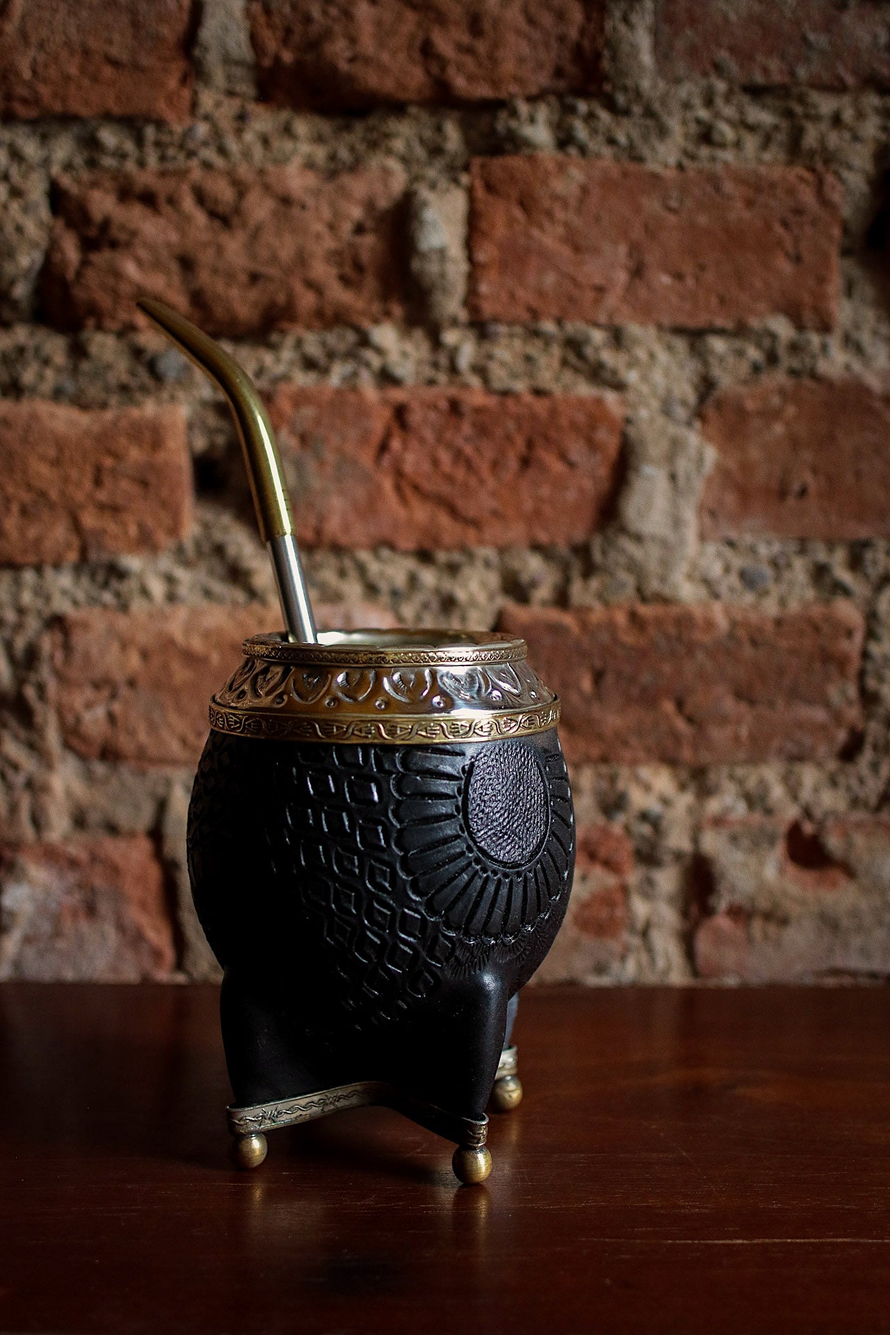 Mate de Cuero, Bronce y Alpaca con Bombillón