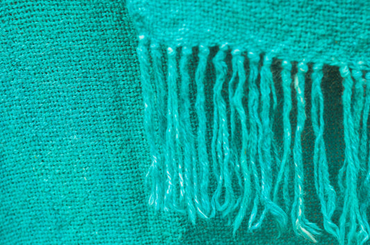 Ruana "Aymara" Hilos de Llama Baby