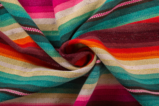 Puyo Antiguo Lana de Oveja en Telar