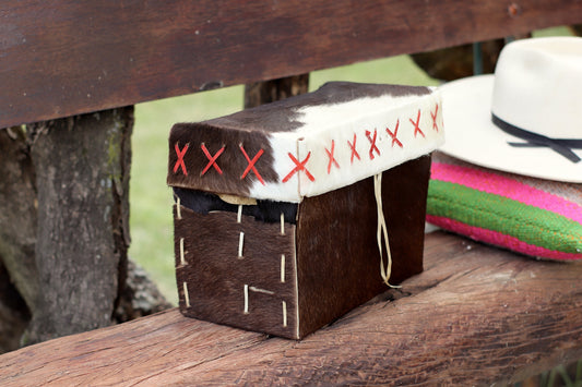 Baúl Rústico de Cuero