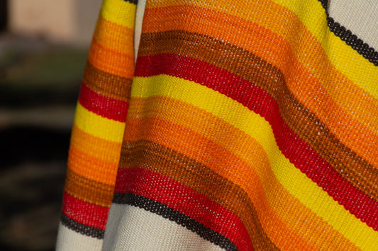 Poncho "Guaymallen" Obra en Telar Criollo