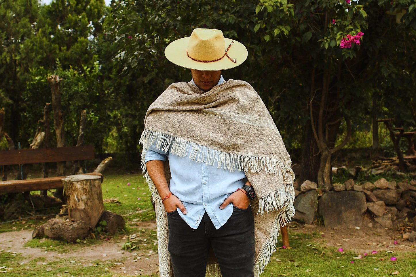 SAN CARLO Sheep Thread Poncho