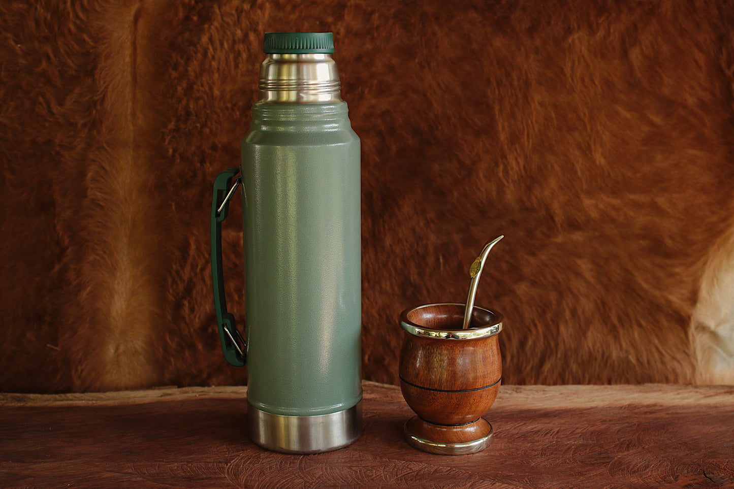 Mate de Algarrobo y Alpaca con Bombilla