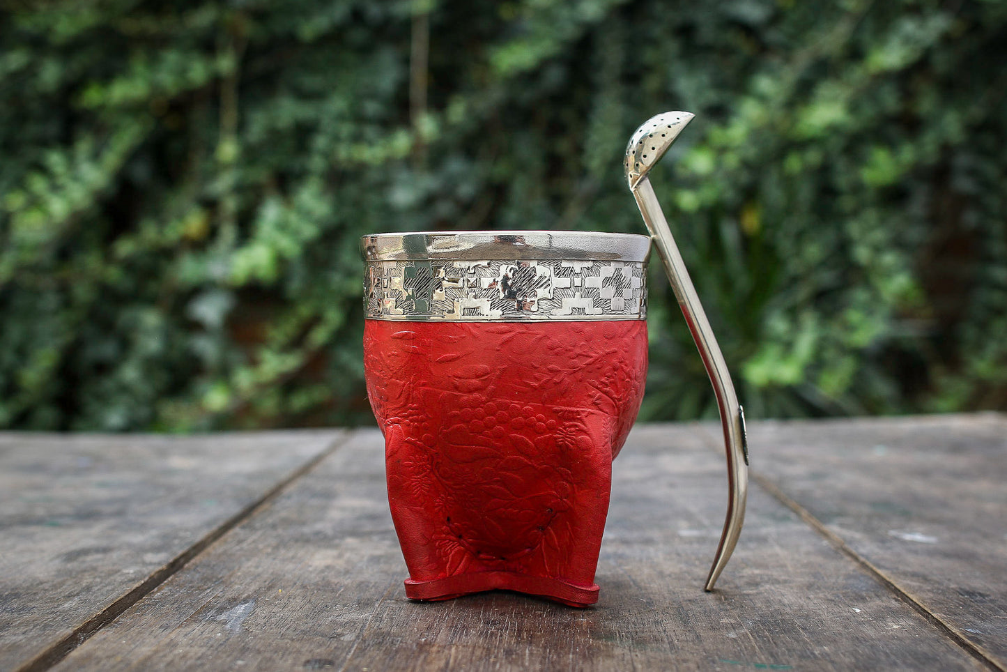 Imperial Cuero Repujado y Alpaca