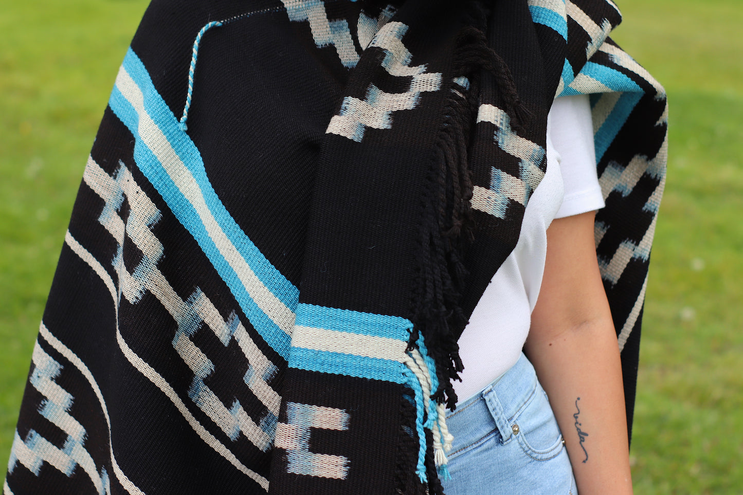 Poncho "Lavalle" Work in Creole Loom