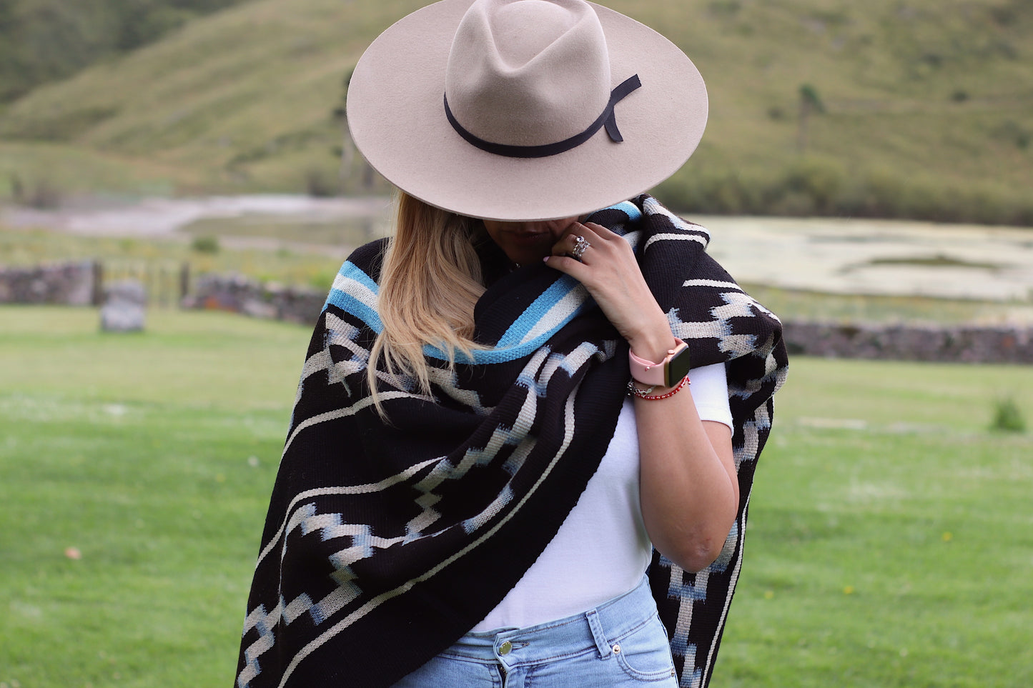 Poncho "Lavalle" Work in Creole Loom