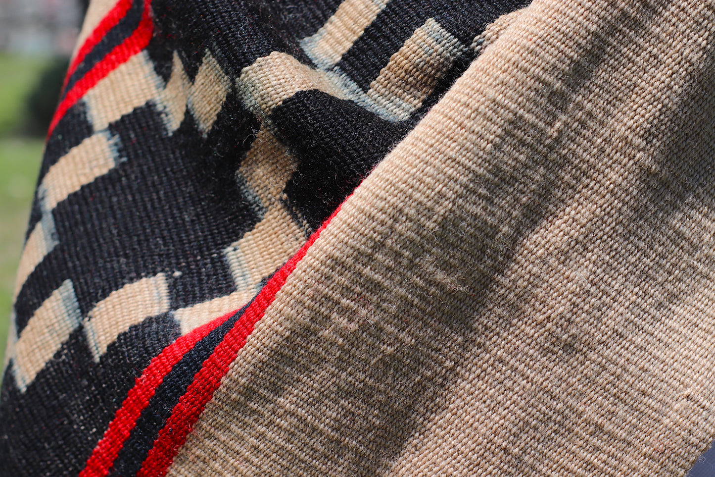 Poncho Guarda Tied "Jaguel" Creole Loom