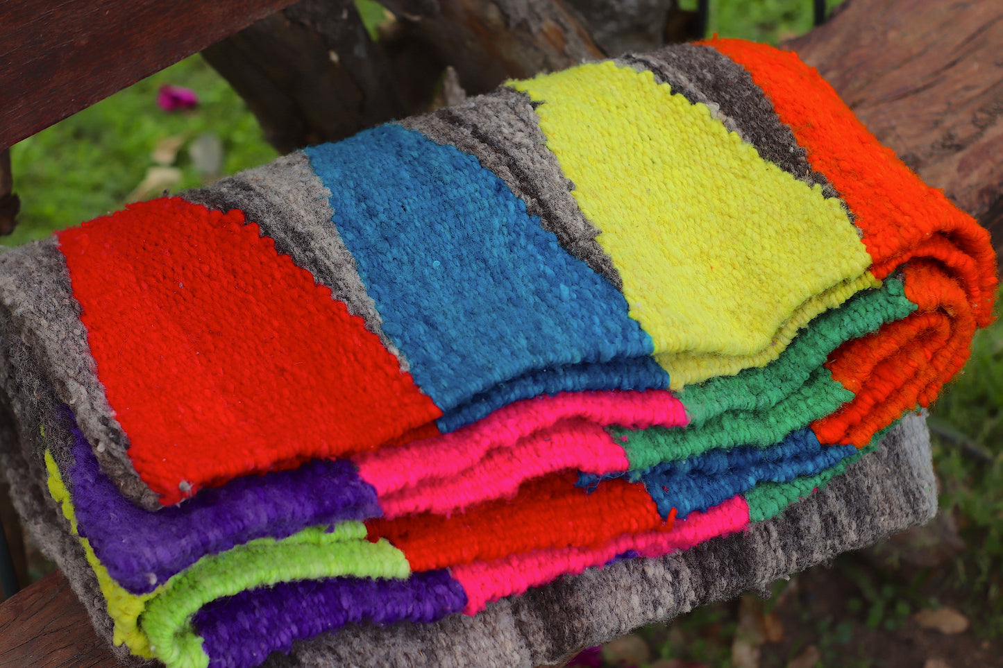 Alfombra de Oveja hecho en Telar