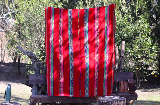 Puyo Antiguo hecho en Telar