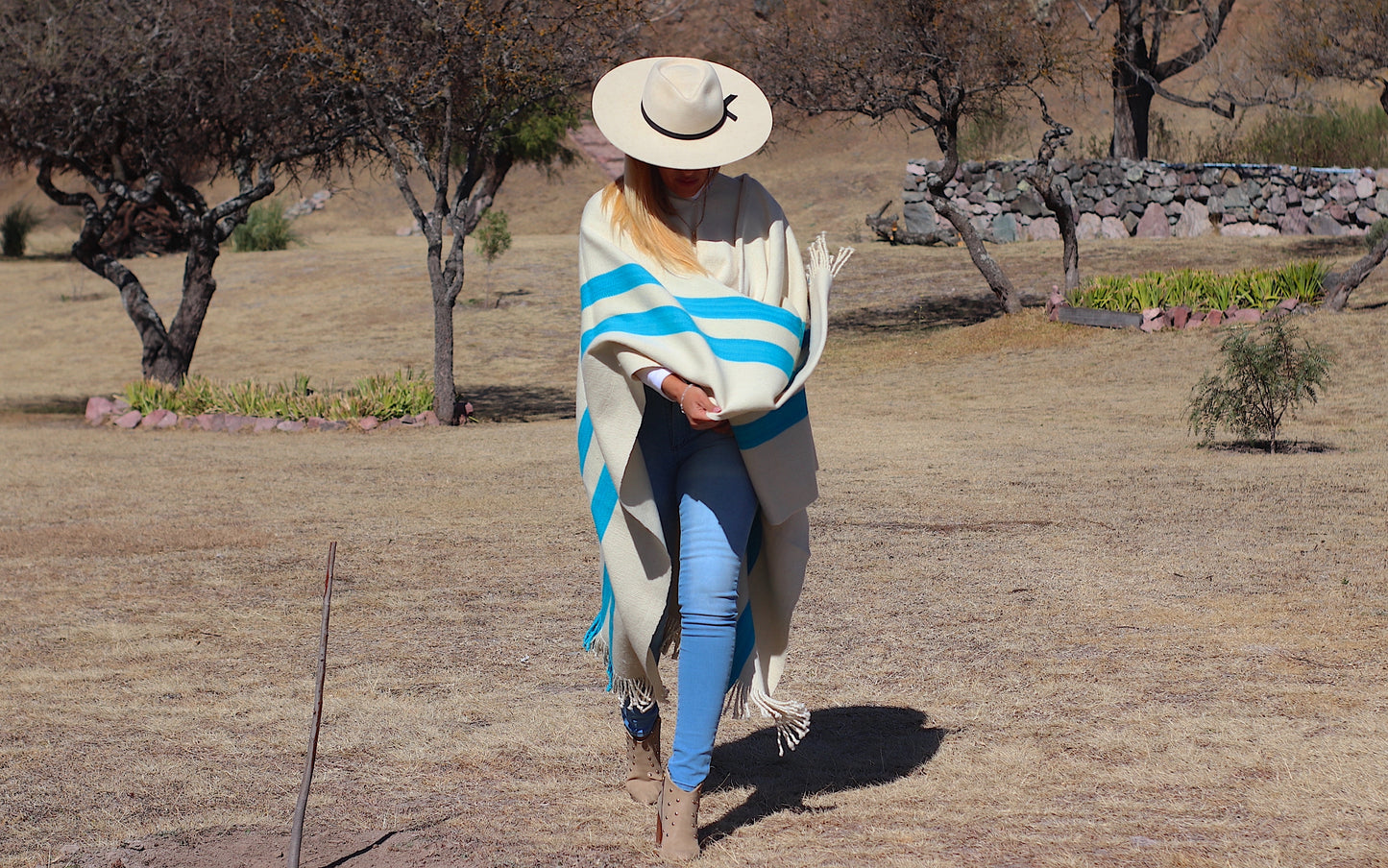 Poncho "San Martin" Creole Loom