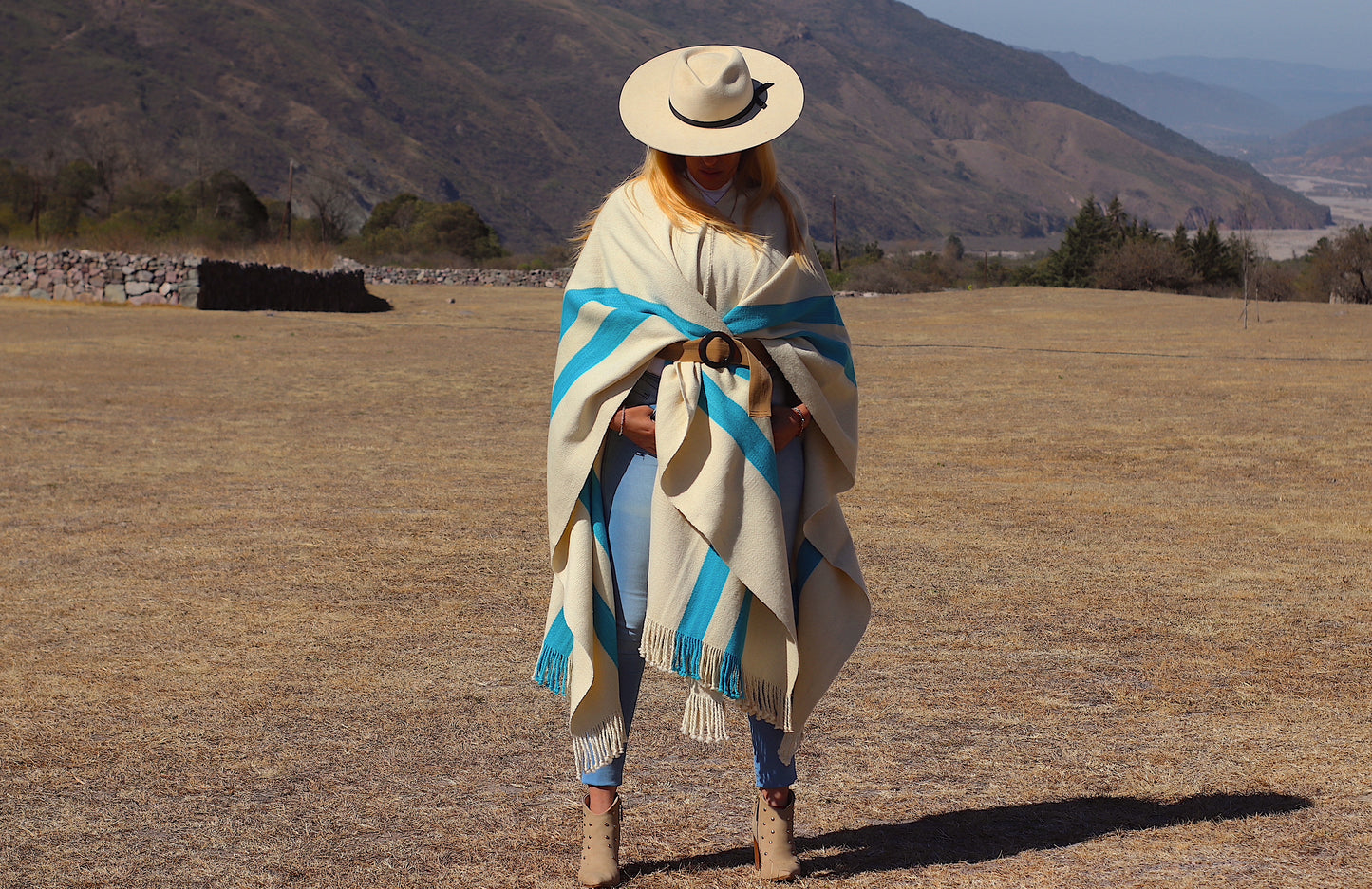Poncho "San Martin" Creole Loom