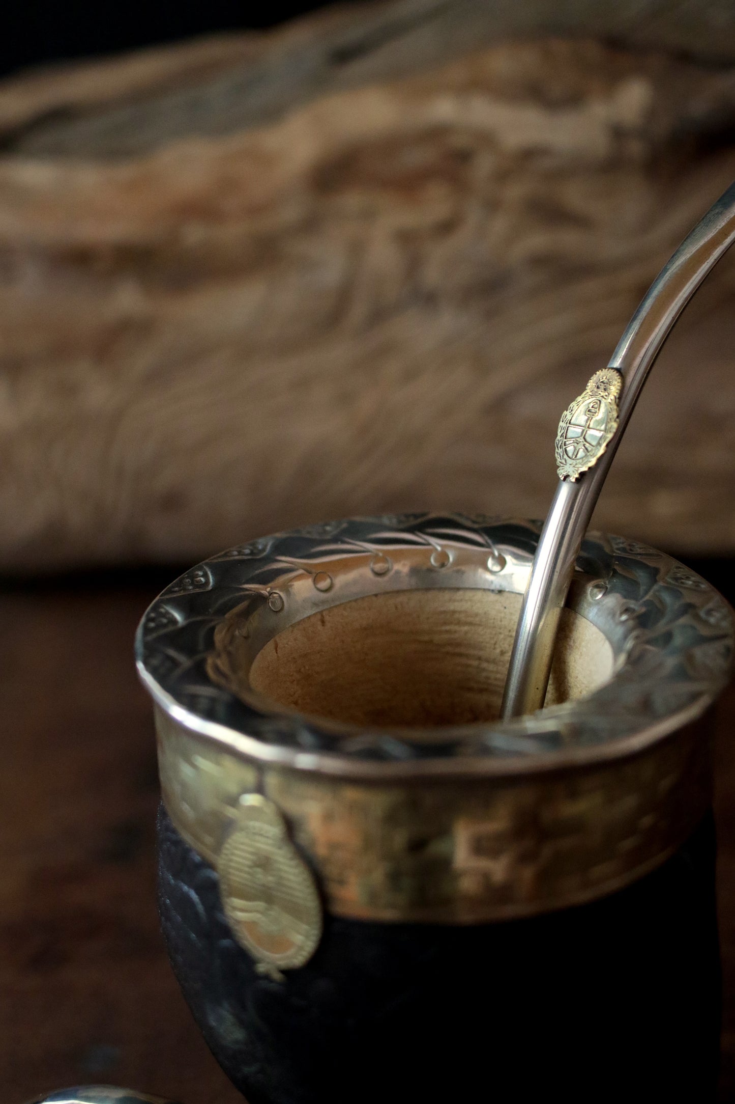 Imperial Cuero y Bronce con Escudo, Matepa y Bombilla