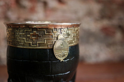 Imperial Cuero y Bronce con Escudo, Matepa y Bombilla