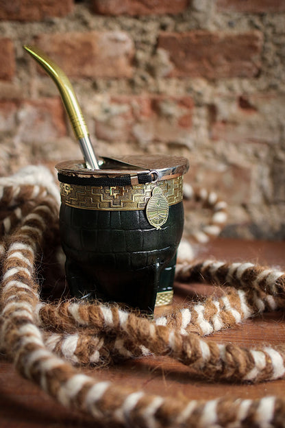 Imperial Cuero y Bronce con Escudo, Matepa y Bombilla