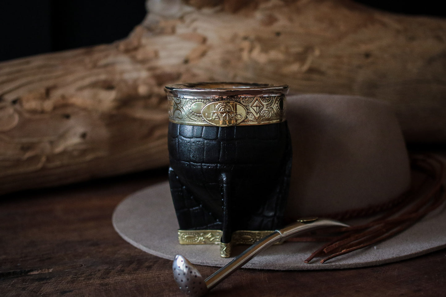 Mate Imperial de Cuero y Bronce con Bombilla