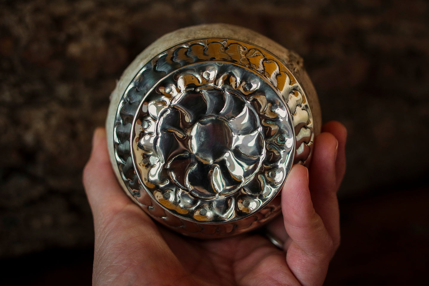 Torpedo criollo de cuero, bronce y alpaca con Bombilla