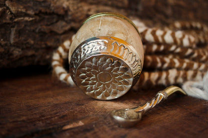 Torpedo criollo de cuero, bronce y alpaca con Bombilla