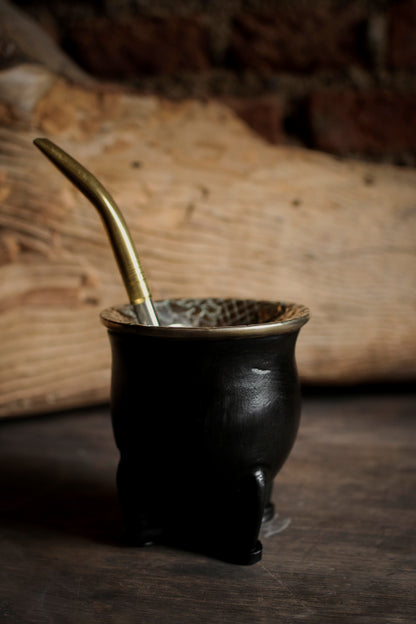 Mate de Cuero y Alpaca con Bombilla