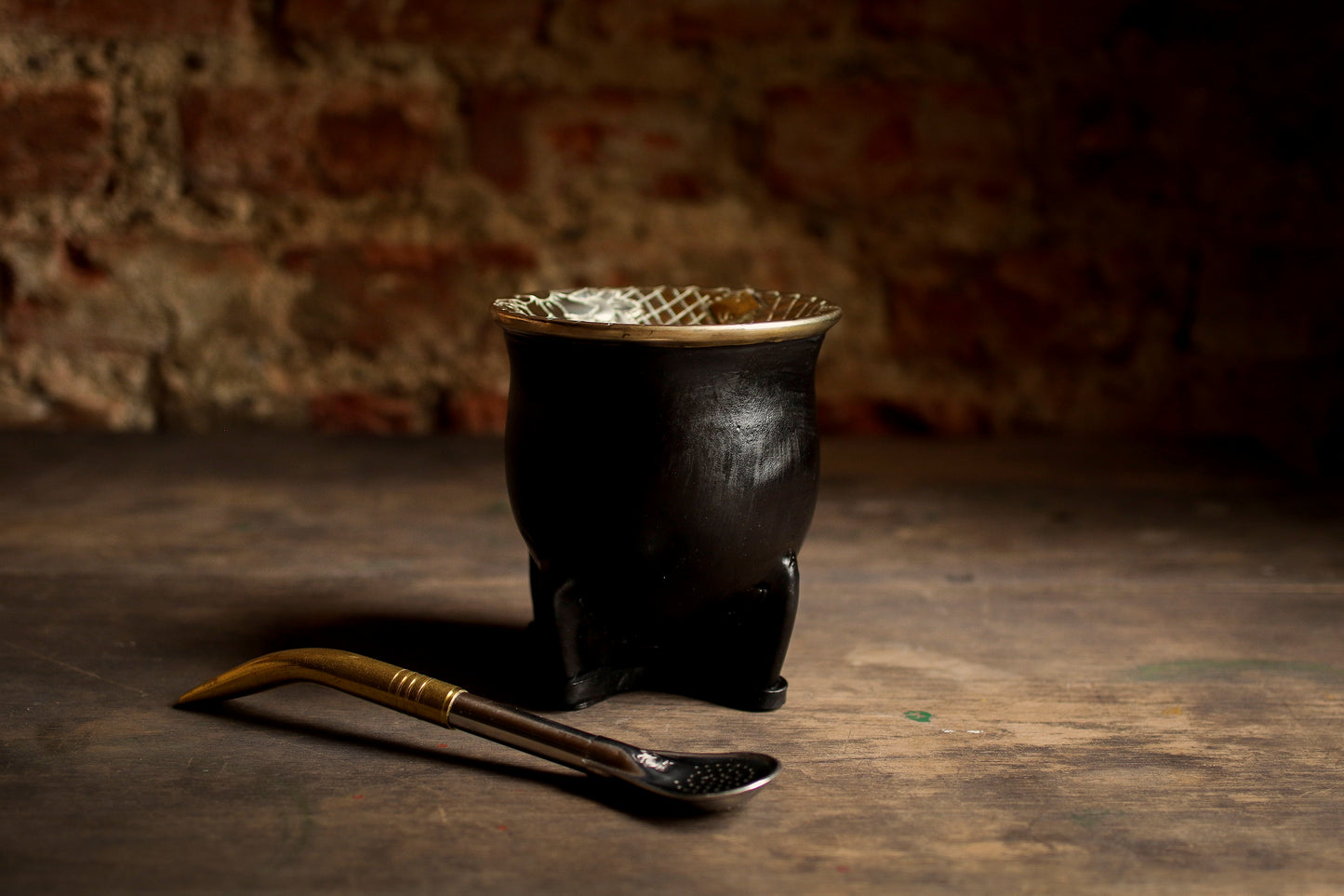 Mate de Cuero y Alpaca con Bombilla