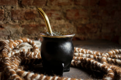 Mate de Cuero y Alpaca con Bombilla