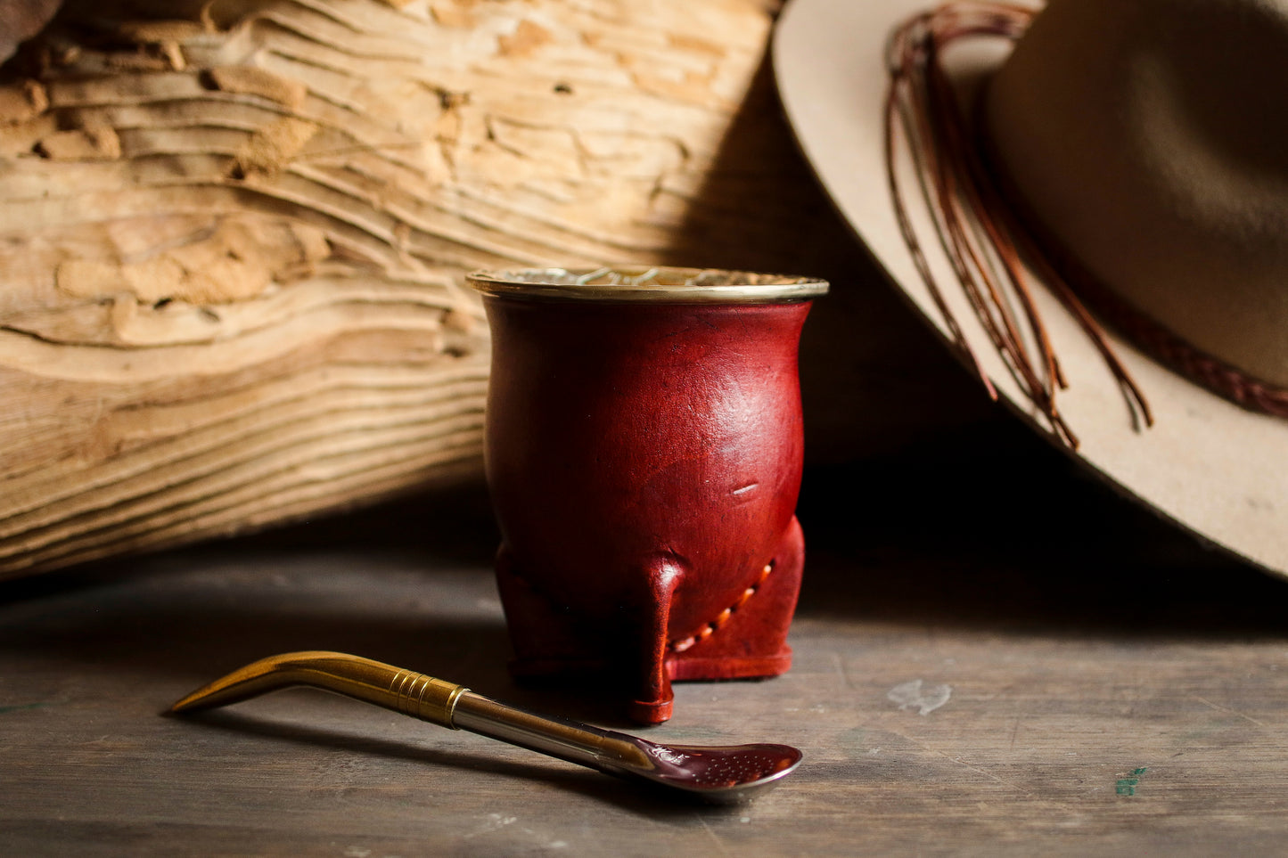 Mate de Cuero y Alpaca con Bombilla
