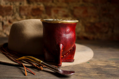 Mate de Cuero y Alpaca con Bombilla