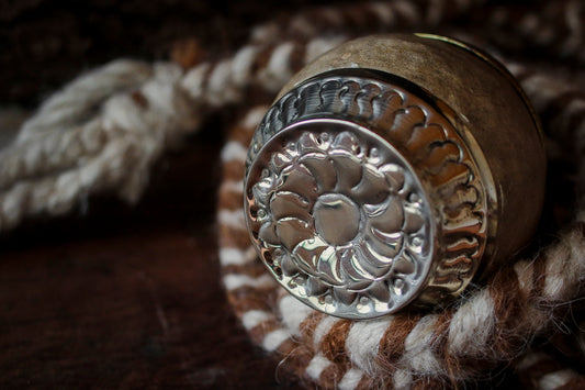 Torpedo criollo de cuero, bronce y alpaca con Bombilla