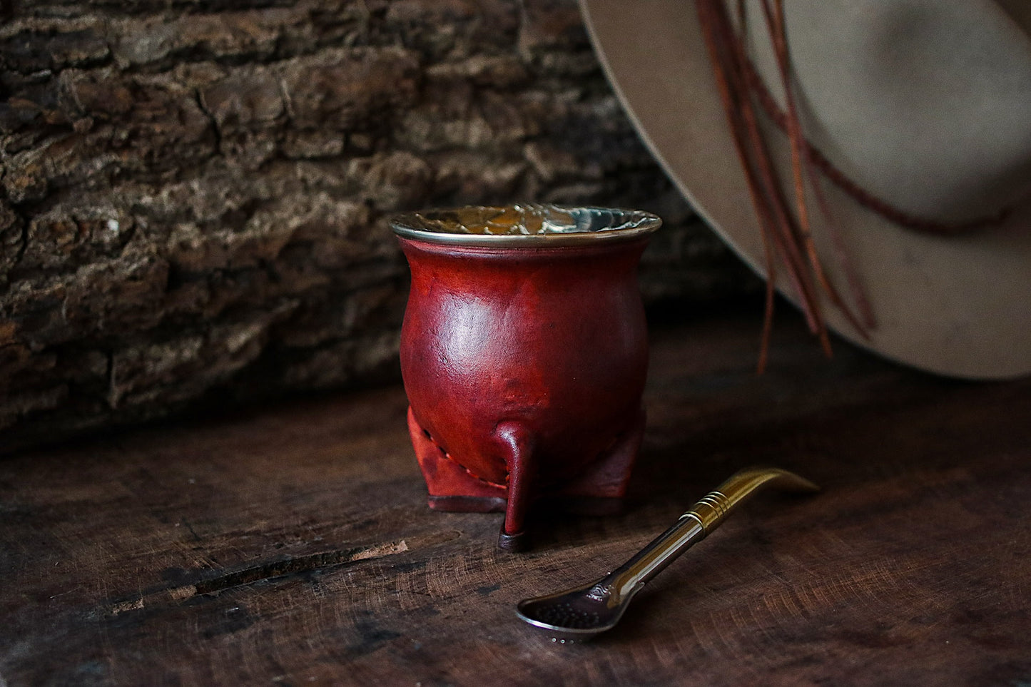 Mate de Cuero y Alpaca con Bombilla