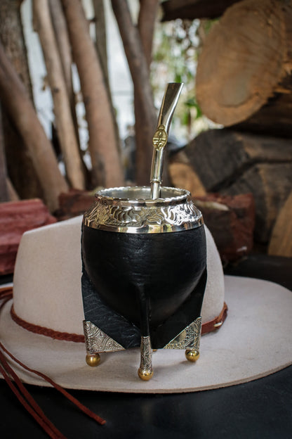 Imperial Cuero y Base de Alpaca con Bombilla Escudo