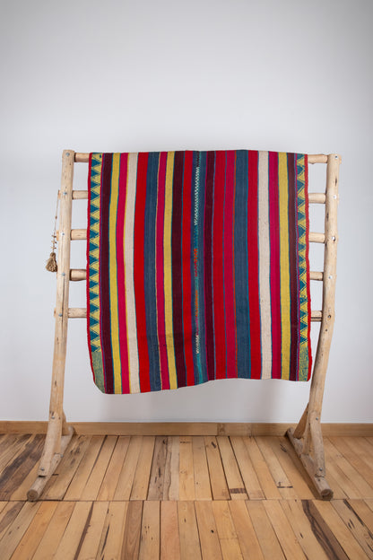 Old Puyo Sheep Wool on Loom