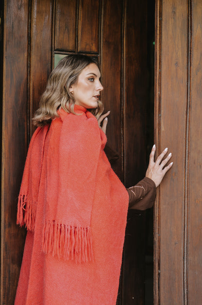 Ruana "Patrona" Hilos de Llama Baby