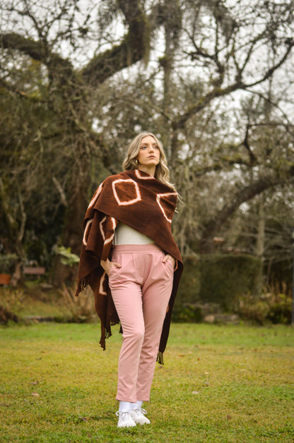 Poncho "Asturiana" Telar Criollo