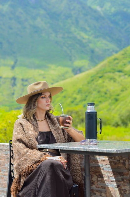 Manta "Lavallén" Hilado Llama Baby