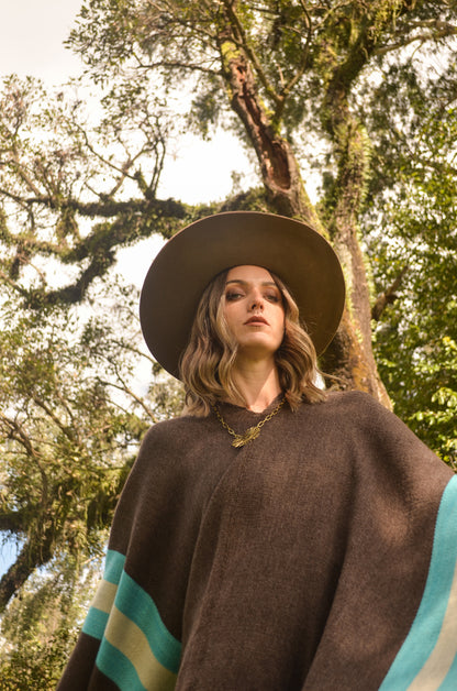 Poncho "Alvear" Creole Loom