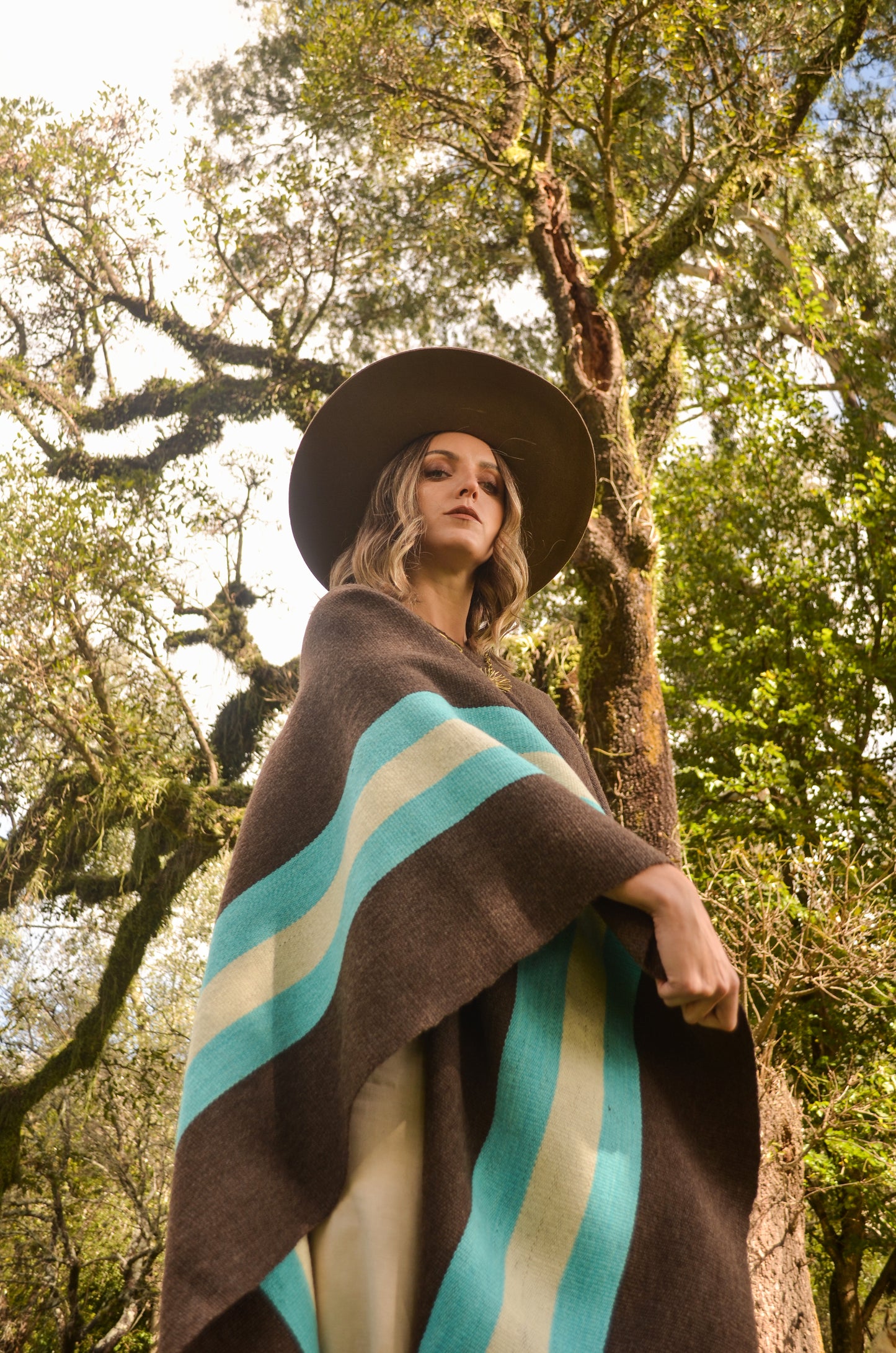 Poncho "Alvear" Creole Loom
