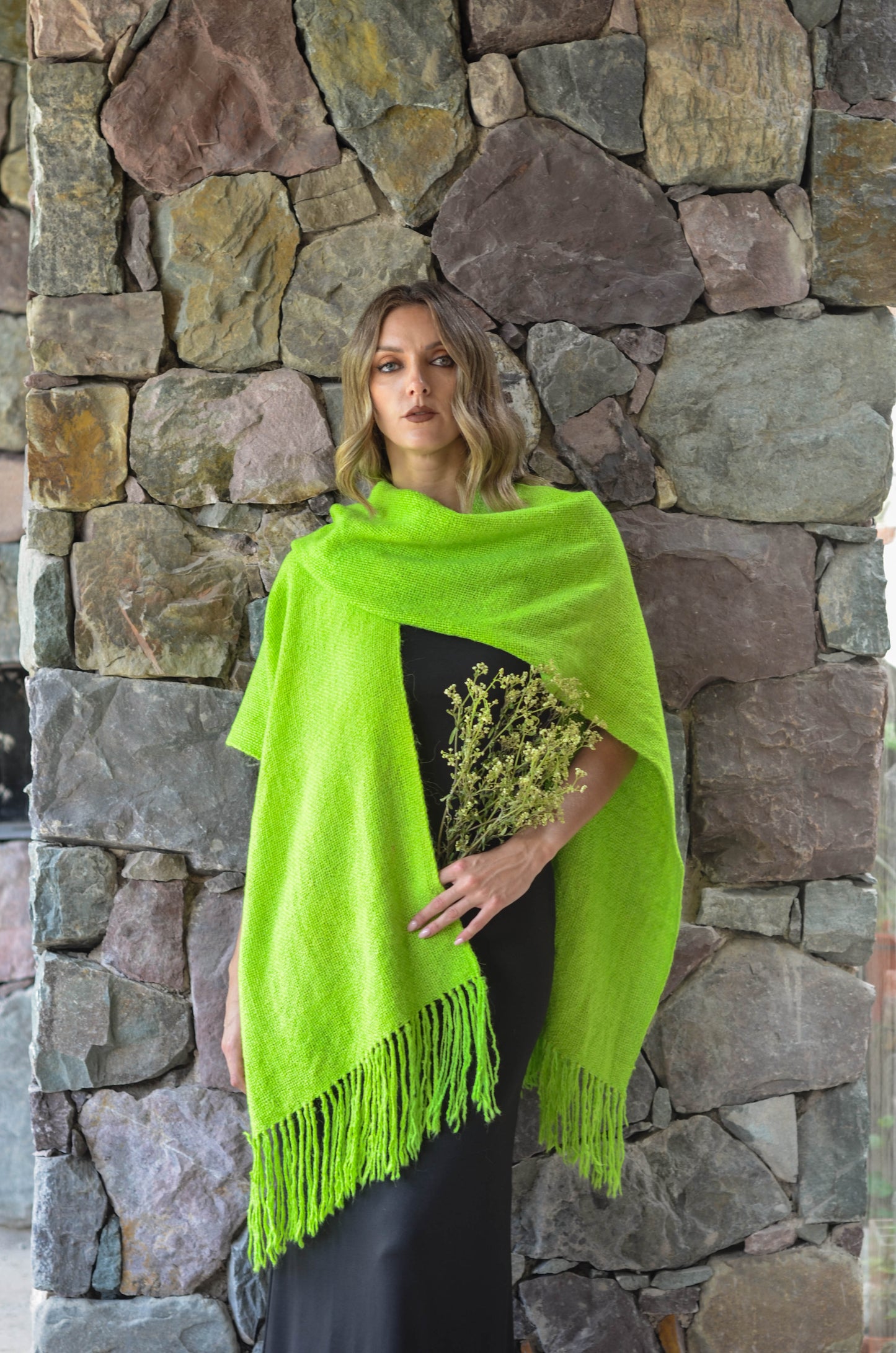 Ruana "Maimará" Hilos de Llama Baby