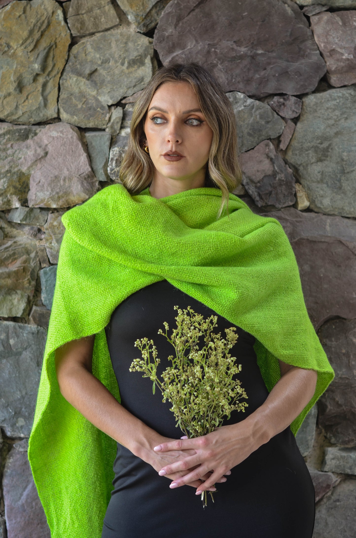 Ruana "Maimará" Hilos de Llama Baby