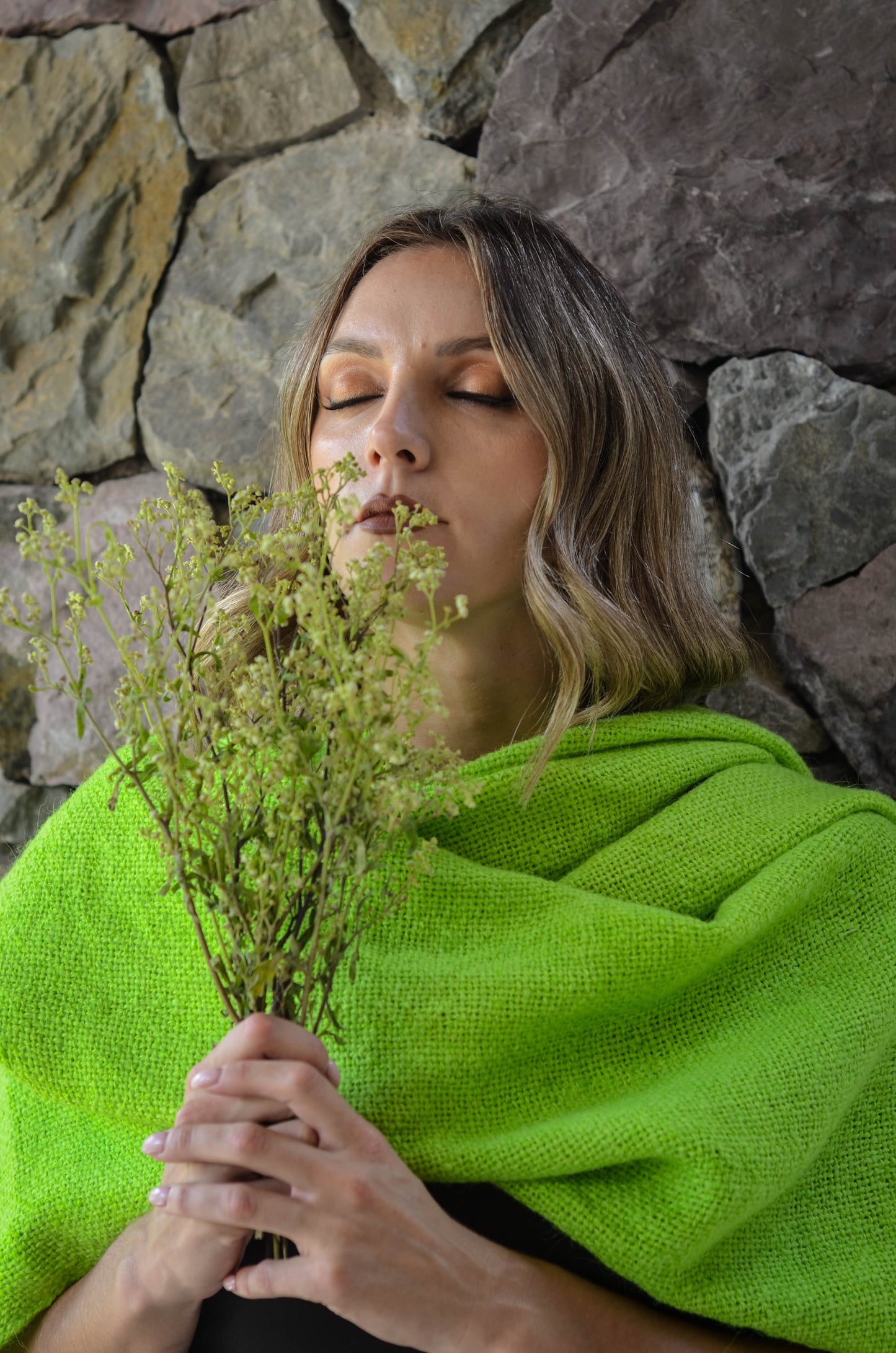 Ruana "Maimará" Hilos de Llama Baby