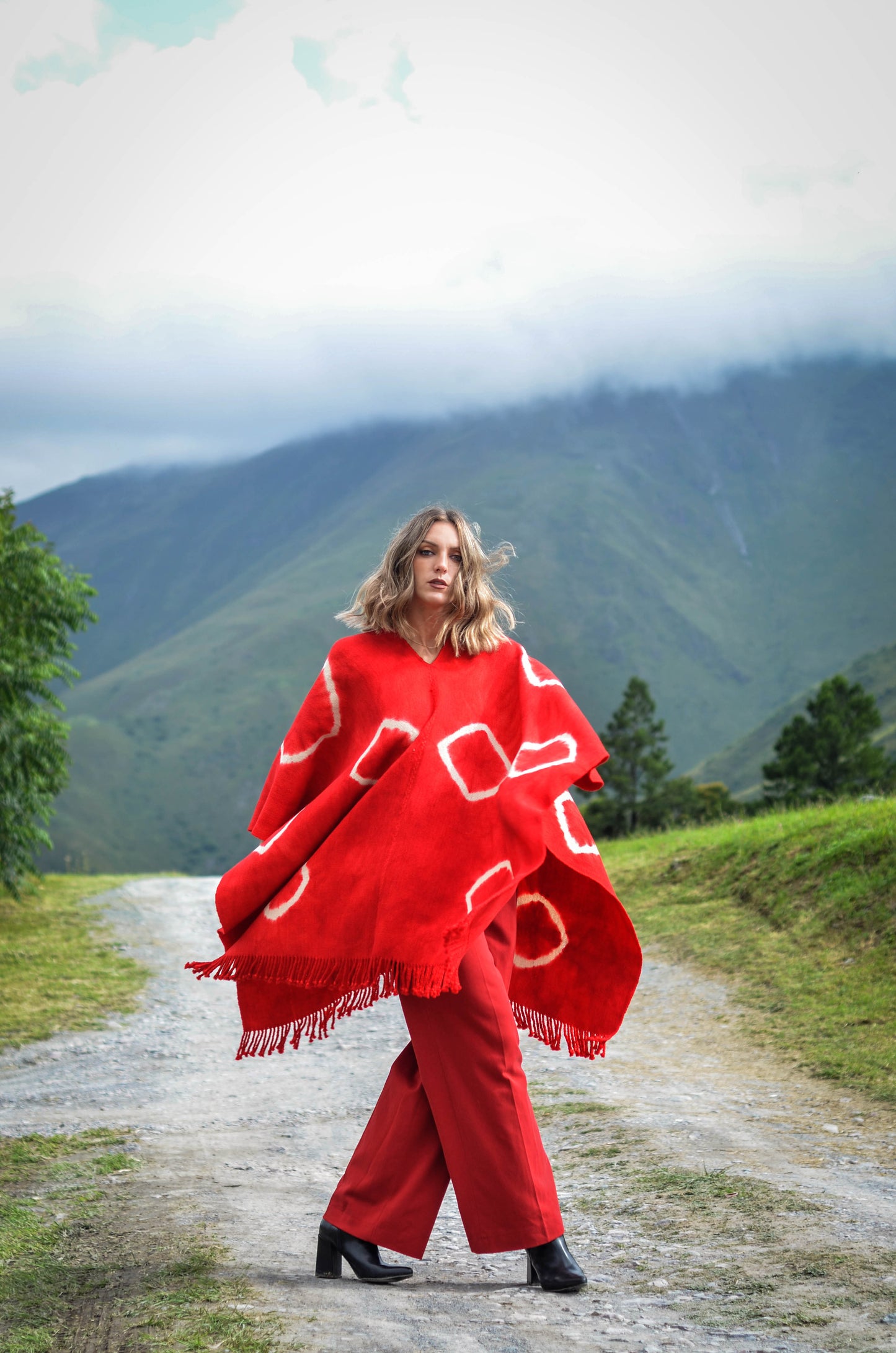 Poncho "Neuquen" Telar Criollo