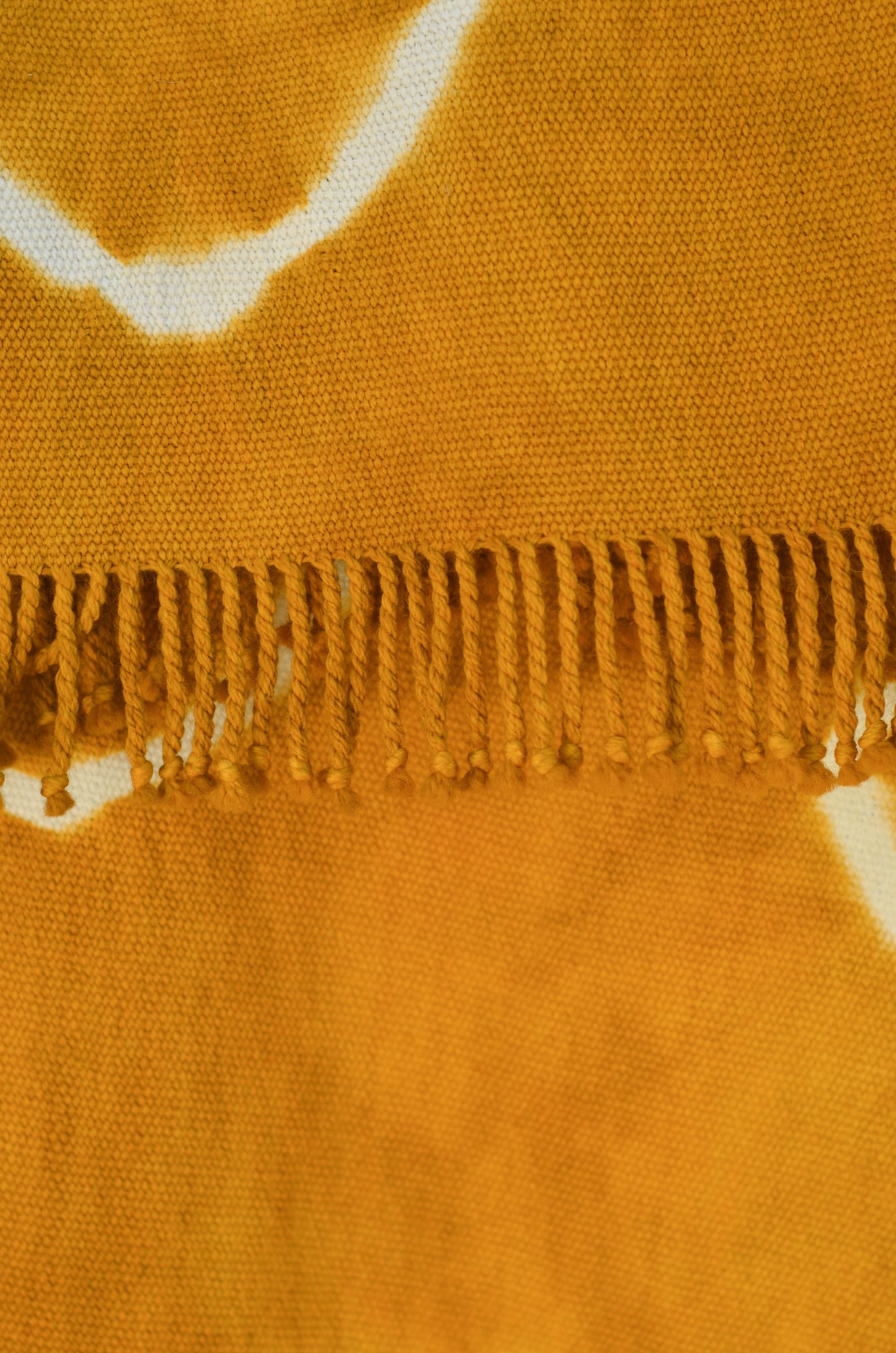 Poncho "Mendizaball" Telar Criollo