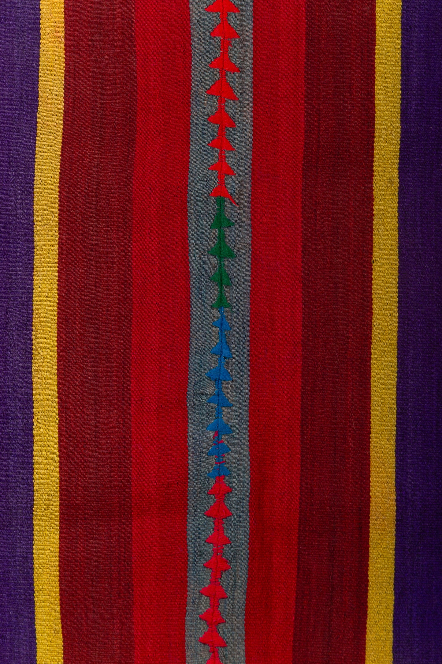 Puyo Antiguo "Runa" hecho en Telar