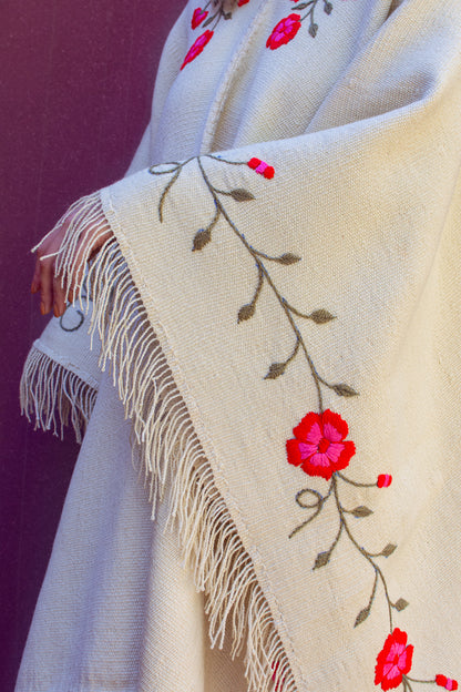 Poncho "Lavalle" Work in Creole Loom