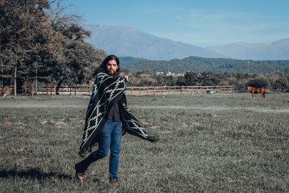 Poncho "Lavalle" Work in Creole Loom